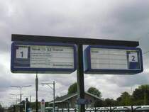 Die Zugzielanzeiger vom Gleis 1 und 2 in Enkhuizen am 19.9.2007