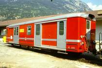 MGB exBVZ DZ 2352 am 11.08.1991 in Brig - Gep�ck/Postwagen - Baujahr 1955 - SWS/BVZ - Gewicht 12,30t - Ladegewicht 7,50t - L�P 13,68m - zul�ssige Geschwindigkeit km/h 80 - �1=02.05.1988 - Logo BVZ alt klein - Lebenslauf: ex BVZ FZ4 57 - 1960 FZ4 2352 - 1963 DZ 2352 - 2003 MGB DZ 2352
