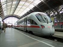 ICE 1610 nach Hamburg Hbf via. Lutherstadt Wittenberg, Berlin.
Aufgenommen in Leipzig Hbf.