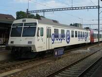 tpf - Steuerwagen 1+2 Kl. ABt 50 36 35-33 383-7 mit Werbung im Bahnhof von INS am 17.09.2007