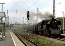 BR 65 auf Gleis 7a, Erfurt-Hbf, 2006, vor Sonderzug