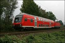 RB56 (RB 39634)  DER ISERLOHNER  geschoben von der 143 588 f�hrt bei Hohenlimburg dem Ziel Hagen Hauptbahnhof entgegen. (10.10.07)