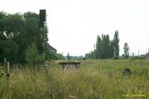 3.April 2007. Geldverschwendung! Dieses neuwertige Lichtsignal d�rfte so ziemlich eines der �berfl�ssigsten sein! 