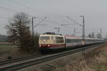 103 245 am 30.11.07 mit dem EC 114 bei Hattenhofen
