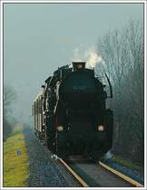 Gegenlichtaufnahme des SPz 8528 an 2.12.2007 von Deutschlandsberg nach Lieboch bei der Ausfahrt aus Deutschlandsberg. 