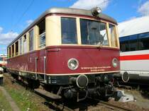 Alter Schienenbus auf dem Eisenbahnfestival Ankunft Eisenbahnstadt F�rth (1000 Jahre F�rth).
15.9.2007