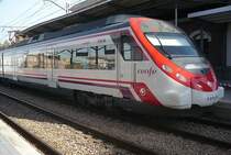 Steuerwagen des Elektro-Triebzuges BR 463  Civia  am 03.12.2007 in Silla, Cercanias-Linie C1 Valencia Nord - Grandia.