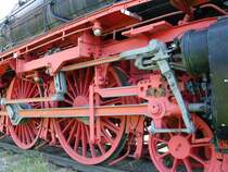 Am 28. April 1977, wurde die Br01 1063 als Denkmal vor dem Hauptbahnhof in Braunschweig aufgestellt und veranschaulicht die faszienierende Technik der Dampf�ra.