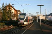 Nachschuss auf den ET23003 der als ABR99618, (RE16  RUHR-SIEG-EXPRESS ) nach Siegen beschleunigt.