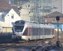 ET 23008 als RE16 nach Essen Hbf der Abellio bei der Einfahrt von Letmathe! 20.12.07