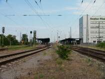 Der Bahnhof Kehl mit Blick Richtung Osten. Das Bild entstand im Juni 2007. Im Zuge der TGV-Durchfahrten soll der Bahnhof umgebaut werden, damit die Z�ge schneller den Bahnhof durchfahren k�nnen.