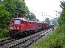 241 801-0 am 4.8.04 mit ihrem G�terzug nach Montzen kurz vor dem Gemmenicher Tunnel.Sie hat ihren Zug in Aachen West �bernommen (der von weiter her kam) und gibt ihn in Montzen an SNCB-Tfz ab.