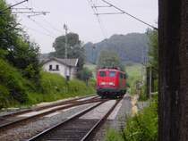 Am 4.8.04 kehrt 139 313 nach absolviertem Schubdienst auf der G�terzug-Strecke Aachen West-Montzen nach Aachen West zur�ck.