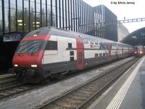 So eben hat der IC Dosto am 27.12.07 mit dem f�hrenden Bt 50 85 26-94 937-7 ''Dino'' seine Endstation St. Gallen erreciht und wird nun als IC wieder nach Genf Flughafen fahren.
