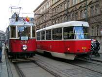 Historischer Wagen 2110 an der Haltestelle  Staroměstsk�  (Prag 01.12.07).