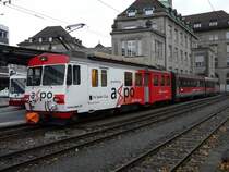AB - Zahnrad Triebwagen BDeh 4/4 15 mit Vollwerbung und mit 
Personenwagen B 295 und Steuerwagen ABt 121 im Bahnhof von St.Gallen am 11.11.2007
