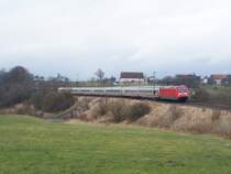 Die 101 063 fuhr am 30.Dezember 2007 mit dem IC 2066 von N�rnberg Hbf nach Karlsruhe Hbf. Hier bei Goldsh�fe.