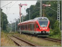 Alte und neue Technik treffen aufeinander. Aufgenommen habe ich den Flirt am 21.08.07 bei Probefahrten zwischen Sassnitz und Rostock.