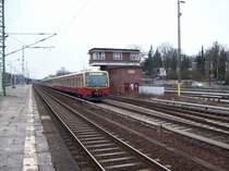 die Baureihe 481 der Berliner-S-Bahn fahrt zurck nach Ahrensfelde  Fotografiert am S-Bahnhof Wannsee