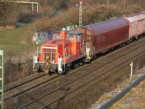 Am Morgen des 02.01.2008 kurbelte eine Oberhausener 363 mit einem Gterzug ber die Nokia-Bahn in Richtung Bochum