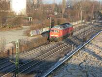 Auf zu neuen Taten: Die 232 371 als Lz unterwegs auf der Nokia-Bahn in Richtung Bochum-Prsident. 02.01.2008 
