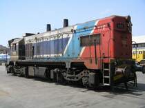 Lok 116 im uerlich recht beklagenswerten Zustand am 13.05.2007 im Betriebswerk Haifa. Dieser Loktyp konnte ab und zu im leichten Gterverkehr und Rangierdienst beobachtet werden. Auch hier ist mir der Hersteller nicht bekannt.