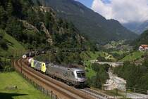 ES 64 U2 102 und ES 64 F4 091 am 7.9.07 zwischen Intschi und Gurtnellen 