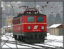 E-Lok 1141 024 beim St�rzen in M�zzuschlag.Danach fuhr sie mit dem EZ 1955 wieder in Richtung Zauberberg Semmering.
5.1.2008