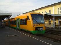Ein Regio-Shuttle der Oberfalzbahn (Regentalbahn) am 09.12.2007 in Schwandorf auf Gleis 2. 