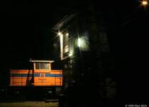 Warten auf neue Aufgaben. Lok 25 der WHE am W�rterh�uschen Heerstr. in Wanne-Eickel.  10.01.2008