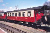Waggons der HSB abgestellt im Bahnhof Westentor. (Wernigerode 22.3.2004) 