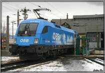 Werbetaurus 1016 023 Kyoto f�hrt auf die Drehscheibe vor dem Heizhaus in Knittelfeld.
12.1.2008