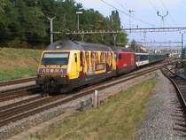 Re 460 070 Aroma avec la 460 049 et train acceler� Bussigny 22 juillet 2003