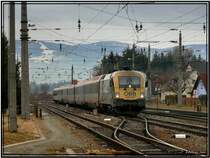 Werbetaurus 1116 250 Mozart f�hrt mit EC 536 Jacques Lemans von Villach nach Wien
Zeltweg 19.1.2008