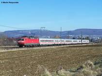 120 120-1 ist unterwegs mit dem IC nach N�rnberg Hbf. Eigentlich sollte die 101 133 mit diesem Zug fahren. Aufgenommen bei Aalen am 3.Februar 2008.