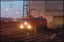 152 152-5 bereitet sich am fr�hen Abend des 25.01.08 vor, um in K�rze an FZT 56080 nach Stuttgart-Hafen anzusetzen, aufgenommen in Aalen.