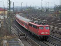 110 426-4 auf dem Weg nach Donauw�rth. Aufgenommen am 21.02.08 bei der Ausfahrt aus Aalen.