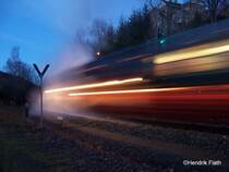 Ausfahrt der Nossener 52 8079-7 aus dem unteren Bahnhof von Annaberg Buchholz am 09.12.2007
Ich wei� das diese Langzeitbelichtungsbilder Geschmackssache sind; Ich bin auch eure Meinungen gespannt!!!
