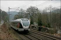 ET22008 f�hrt bei Altena (Westf) als ABR99724 (RB91  Ruhr-Sieg-Bahn ) nach Siegen. (07.03.2008)