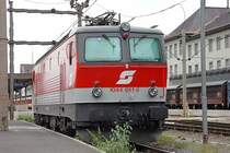 1044 061 wartet in Villach auf den n�chsten Einsatz. 06.06.2004
