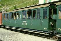 SPB - B 32 am 05.08.1994 in Schynige Platte - 2.Klasse Personenwagen 4-achsig - Baujahr 1926 - SIG - Gewicht 6,30t - Sitzpl�tze 46 - L�P 10,59m - zul�ssige Geschwindigkeit 25 km/h - �=25.01.1991 - Lebenslauf: ex WAB BC4 34 - 1956 AB4 31 - 1963 AB4 28 - 1964 B 28 - 1970 SPB B 32 - 2001 B 50 neuer Kasten.
