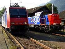 Die Re 482 034 und die Am 843 077 am 08.09.2007 beim Gotthardjubil�um in Erstfeld. 