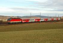�BB Rh 1144 am 20.01.2008 vor dem Regionalexpre� 1622 von Wien Westbahnhof nach Amstetten, fotografiert kurz nach Neulengbach.