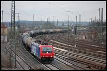 482 047-8 durchf�hrt am 17.03.08 mit einem Kesselwagenganzzug den Aalener Bahnhof mit Fahrtrichtung Stuttgart.