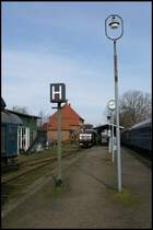 Der Wismarer Schienenbus des VVM wurde am 16.03.2008 am Sch�nberger Strand bereits f�r den Saisonauftakt herausgeputzt