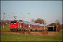 146 211-8 schiebt am Abend des 18.03.08 RE 19463 von Stuttgart Hbf nach Aalen, aufgenommen am Km 63,0 der Remsbahn (KBS 786) bei M�gglingen.