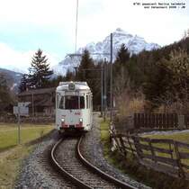 In Memoriam Mittelformat: N�81 in Raitis, im Hintergrunde die Serles mit ihren charakteristischen drei Gipfeln. Im Hintergrund links der Bahn sind auch die bereits beschriebenen Raitiser Pferde zu erkennen, rechts von ihr der gleichfalls beschriebene Trenner. Karsamstag 2008 kHds