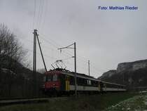 RBe 205 mit AB 505 und Bt 905 auf dem Weg nach Oensingen, am 24.03.08 bei Oensingen