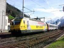 Re 460 028 mit EC nach Basel bei Fl�elen am 26.03.2008
