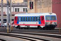  Tiefergelegt ? 5047 062-4 sieht aus als sei das Drehgestell mit der uns zugewandten Baureihen- / Ordnungsnummer tiefergelegt.  Pimp my 5047 .